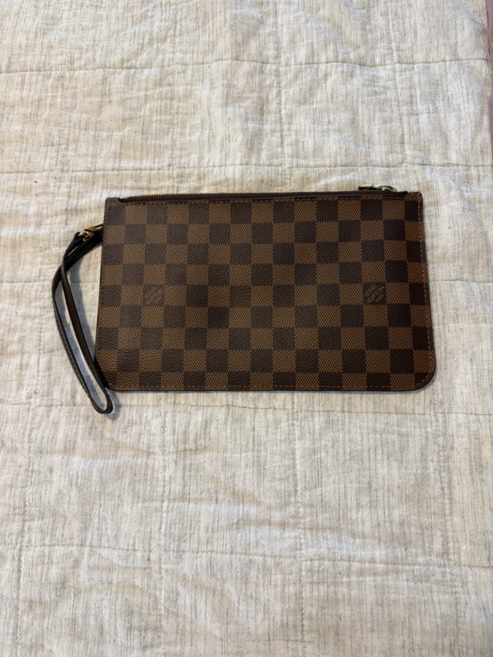 Luis Vuitton Neverfull MM with Pouch! - Picture 5 of 6